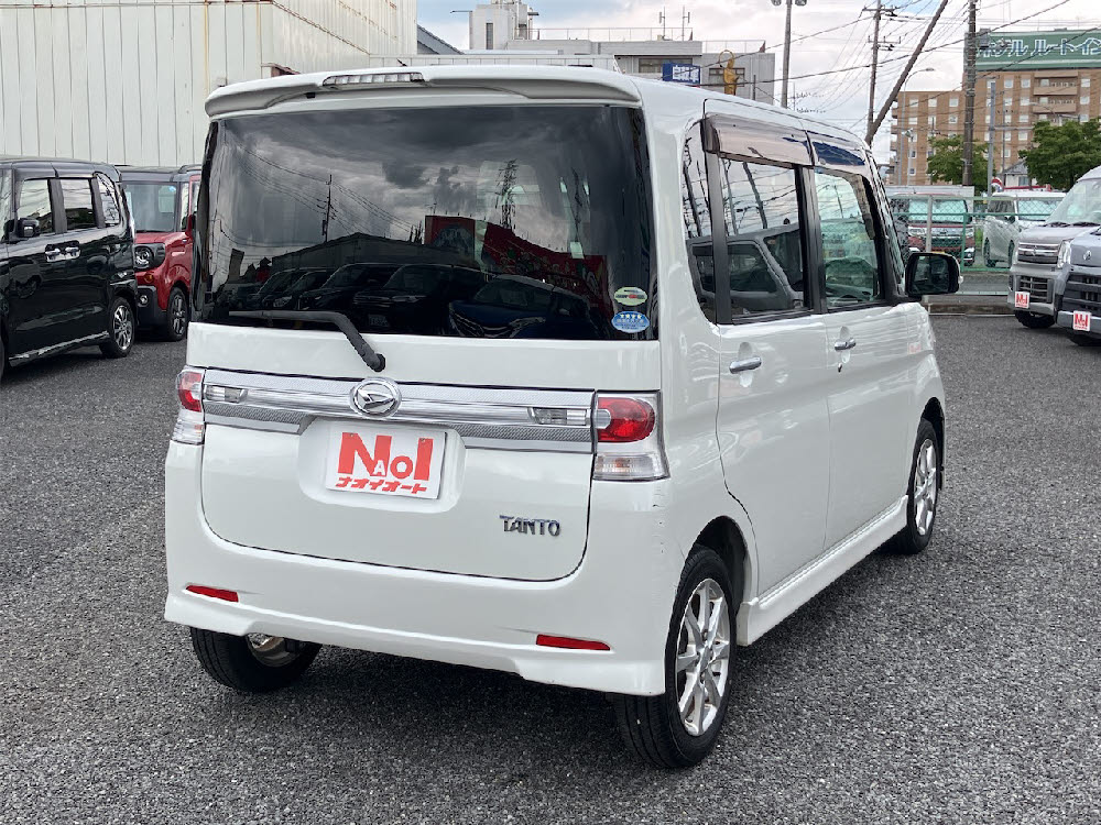 ダイハツ　タントカスタム　X3枚目