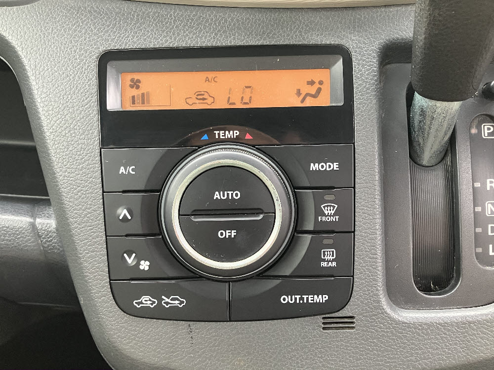 スズキ ワゴンR FX16枚目