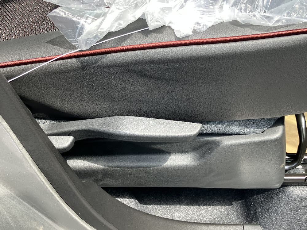 スズキ スペーシアカスタム HYBRID XS 18枚目