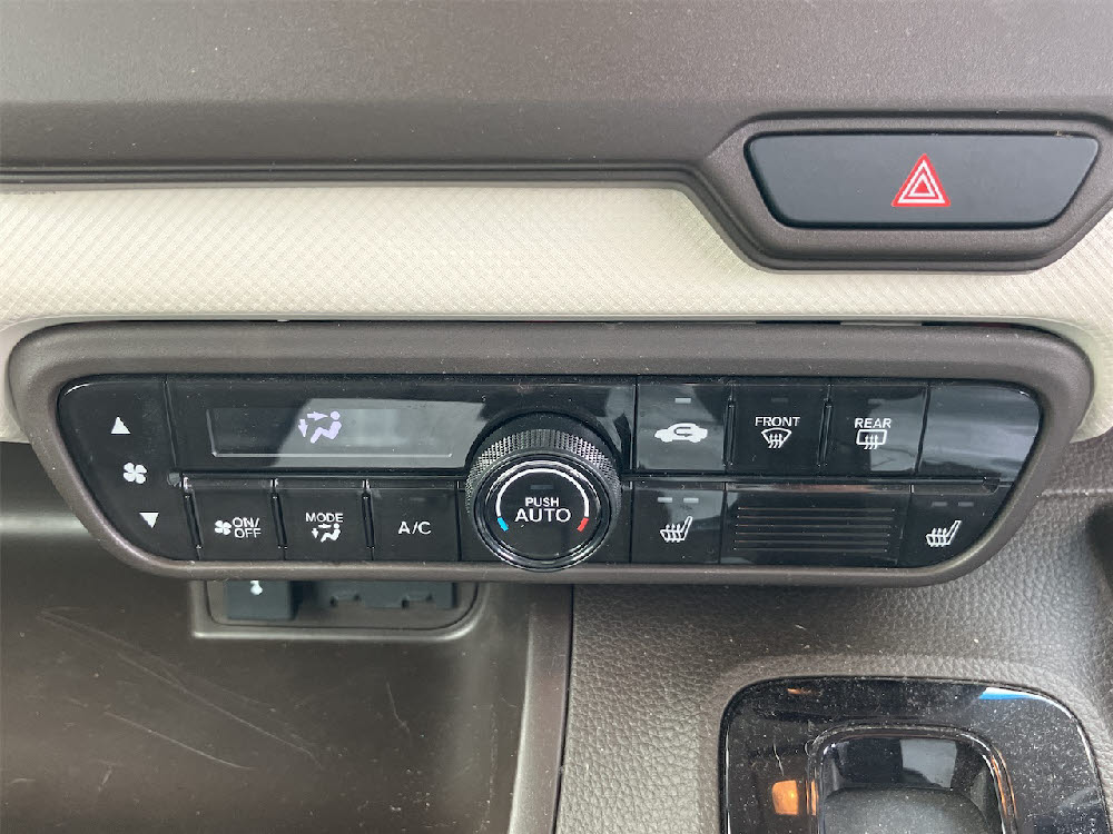 ホンダ N BOX L18枚目