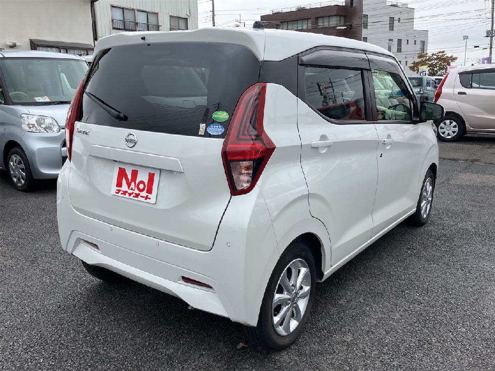 ニッサン　デイズ　X　512商談3枚目
