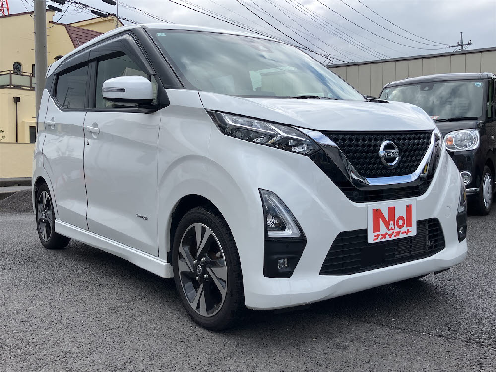 ニッサン　デイズ　ハイウェイスターGターボプロパイロットED（9ナビ）2枚目