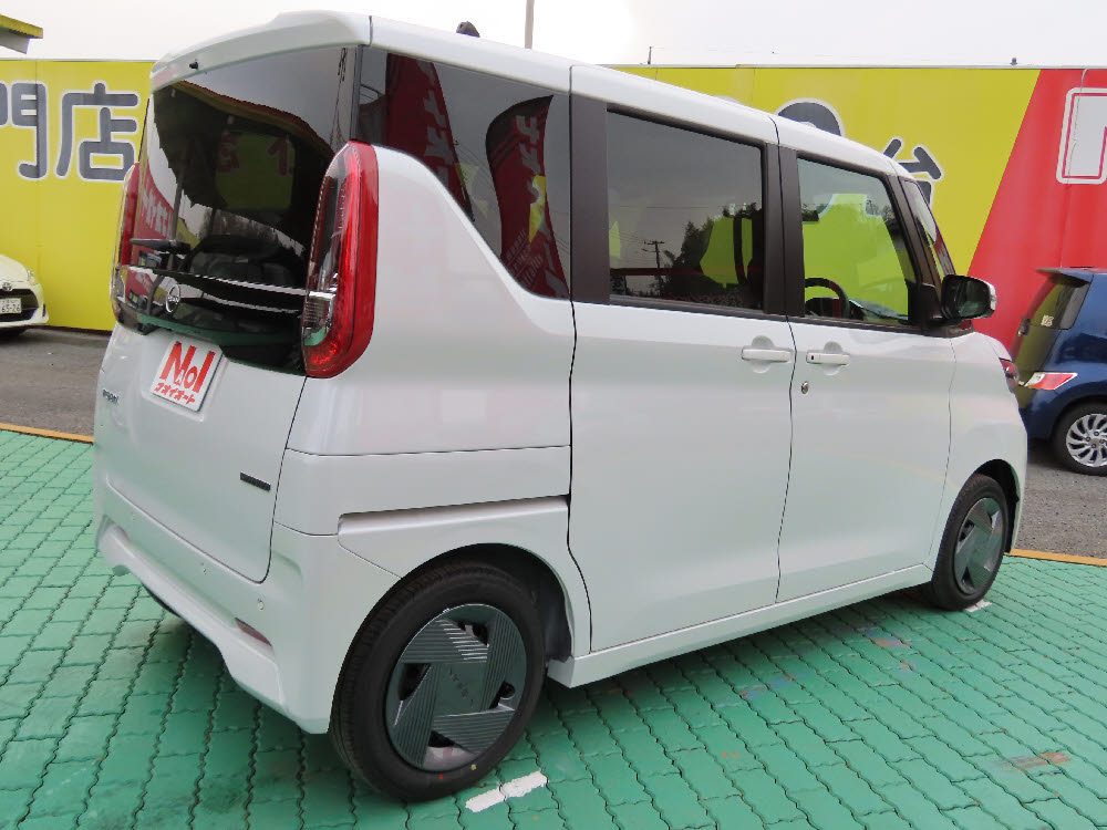 ニッサン　ルークス　X4枚目