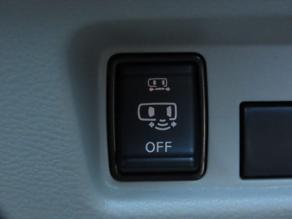 ニッサン　ルークス　X　19枚目