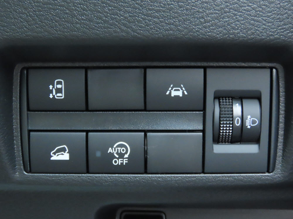 ミツビシ　デリカミニ　G19枚目