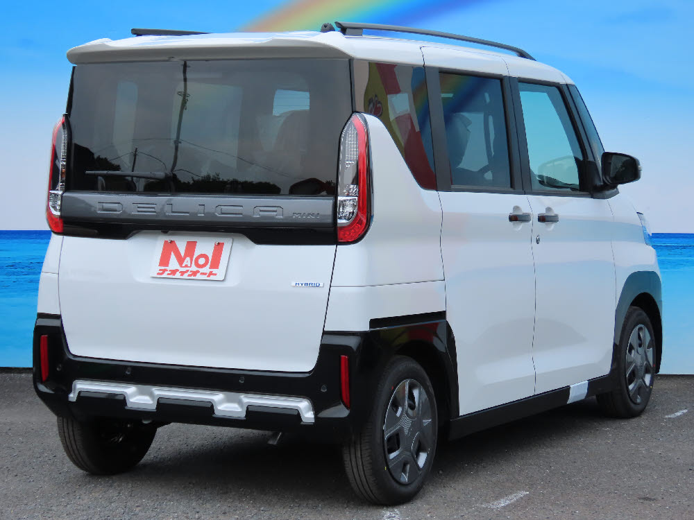 ミツビシ　デリカミニ　G4枚目