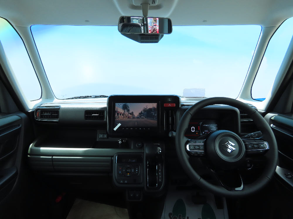 スズキ　スペーシアギア　HYBRID XZ全方位ナビ付11枚目