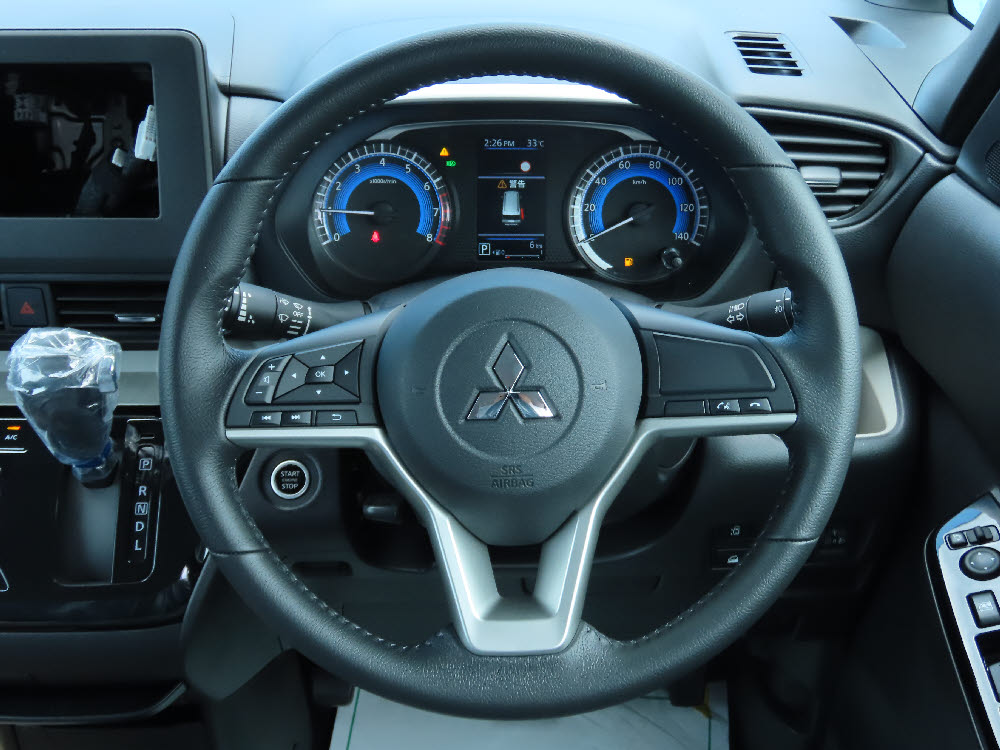 ミツビシ　デリカミニ　Ｇ　15枚目