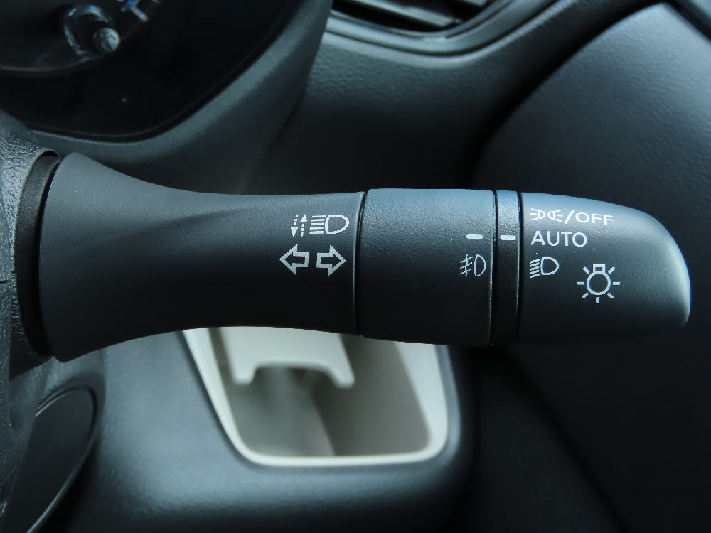 ミツビシ　デリカミニ　Ｇ　18枚目