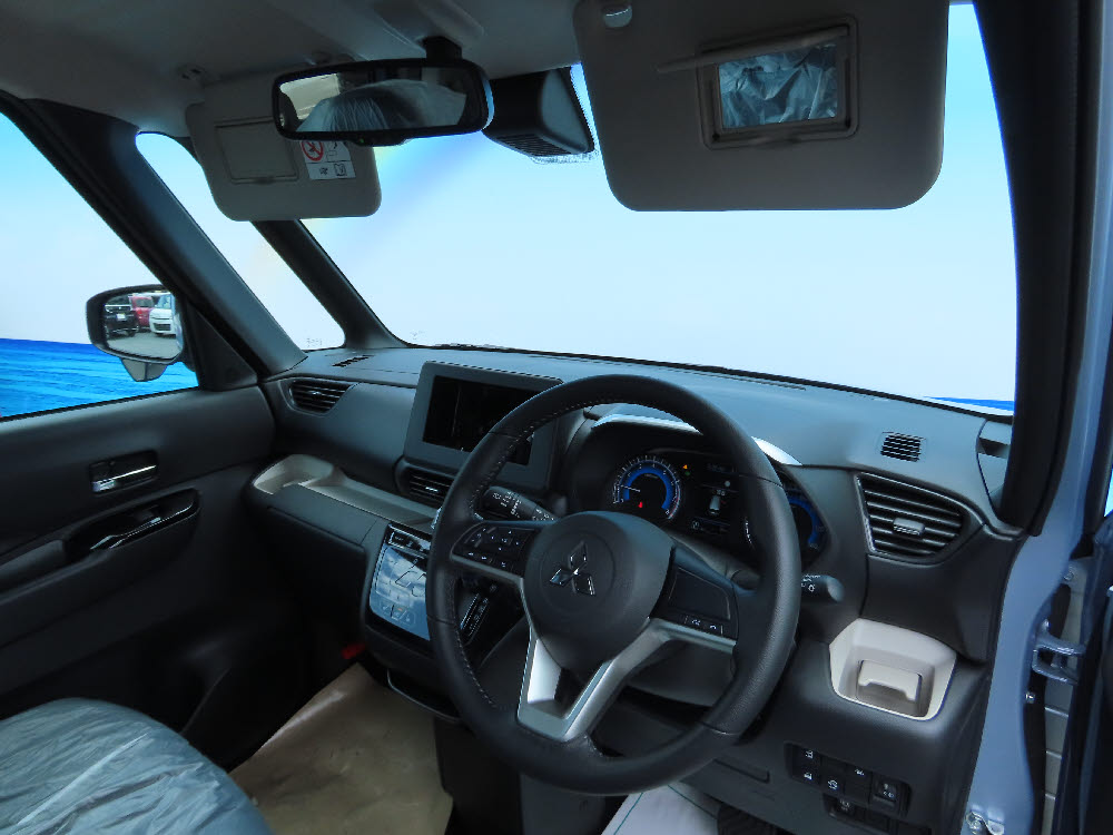 ミツビシ　デリカミニ　Ｇ　8枚目