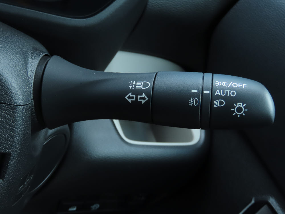 ミツビシ　デリカミニ　Ｇ　プレミアム18枚目