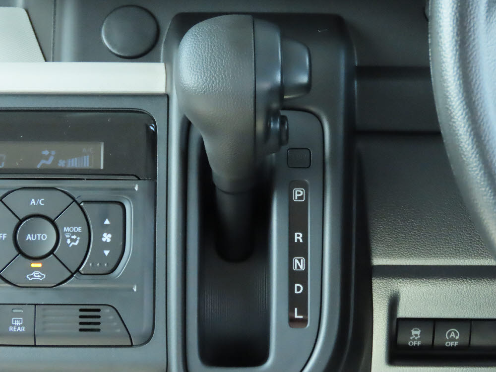 スズキ　スペーシア G14枚目