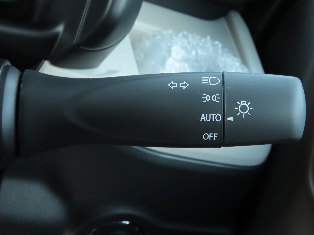 スズキ　スペーシア G18枚目