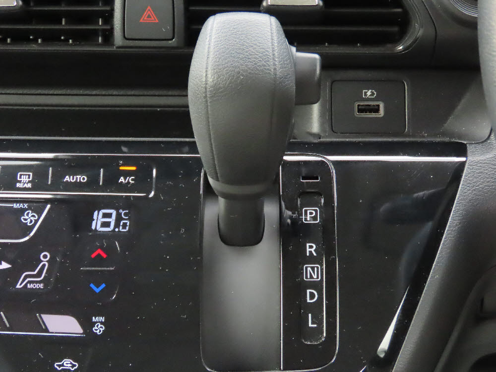 ニッサン　デイズ　X13枚目