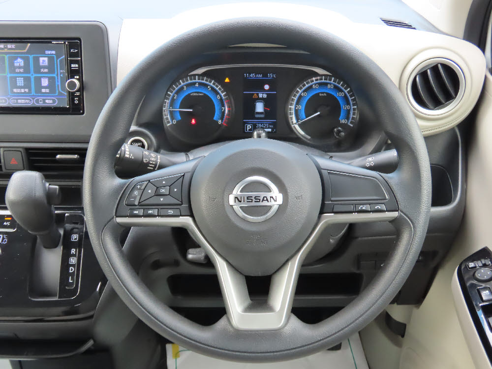 ニッサン　デイズ　X14枚目