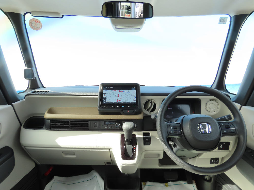 ホンダ　Ｎ ＢＯＸ　8インチナビ(VXM-245ZFEi)11枚目