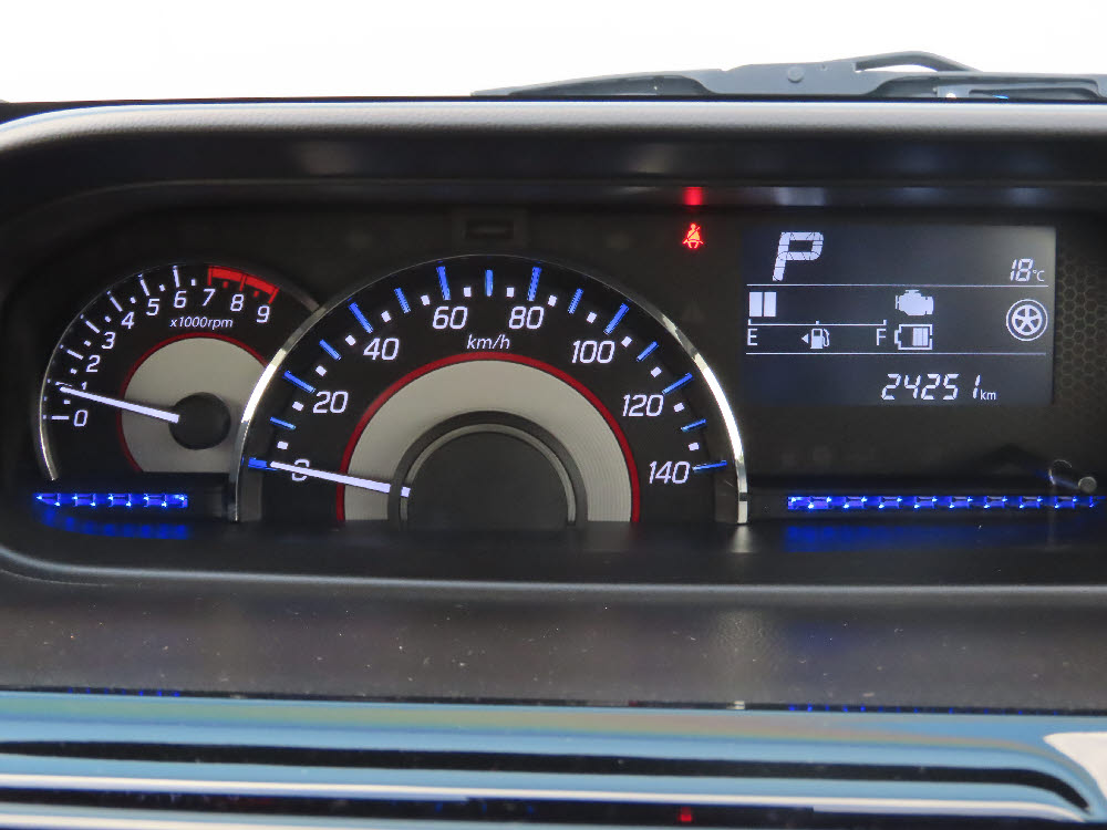 スズキ　ワゴンＲスティングレー　HYBRID　T19枚目