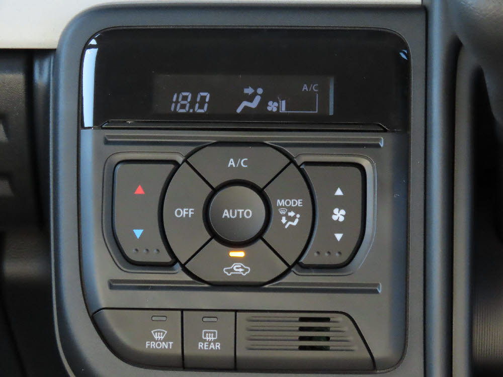 スズキ　スペーシア HYBRID G12枚目