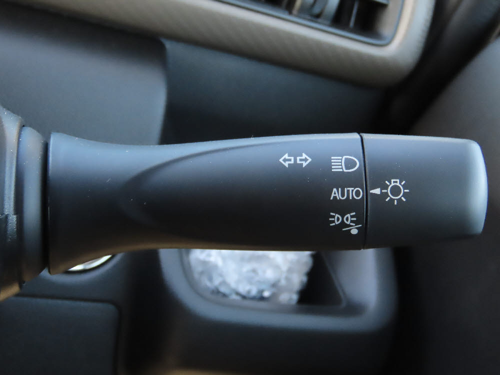 スズキ　ワゴンＲ FX 2WD18枚目