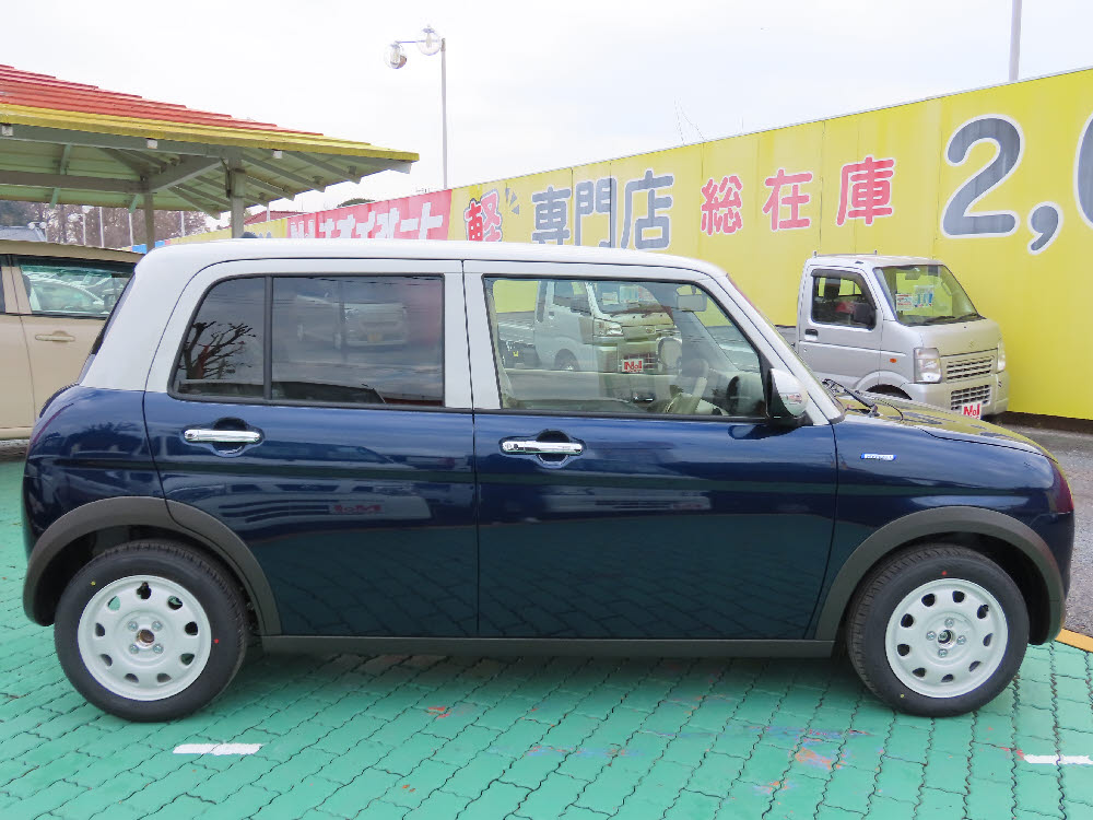スズキ　ラパン LC X 2WD3枚目