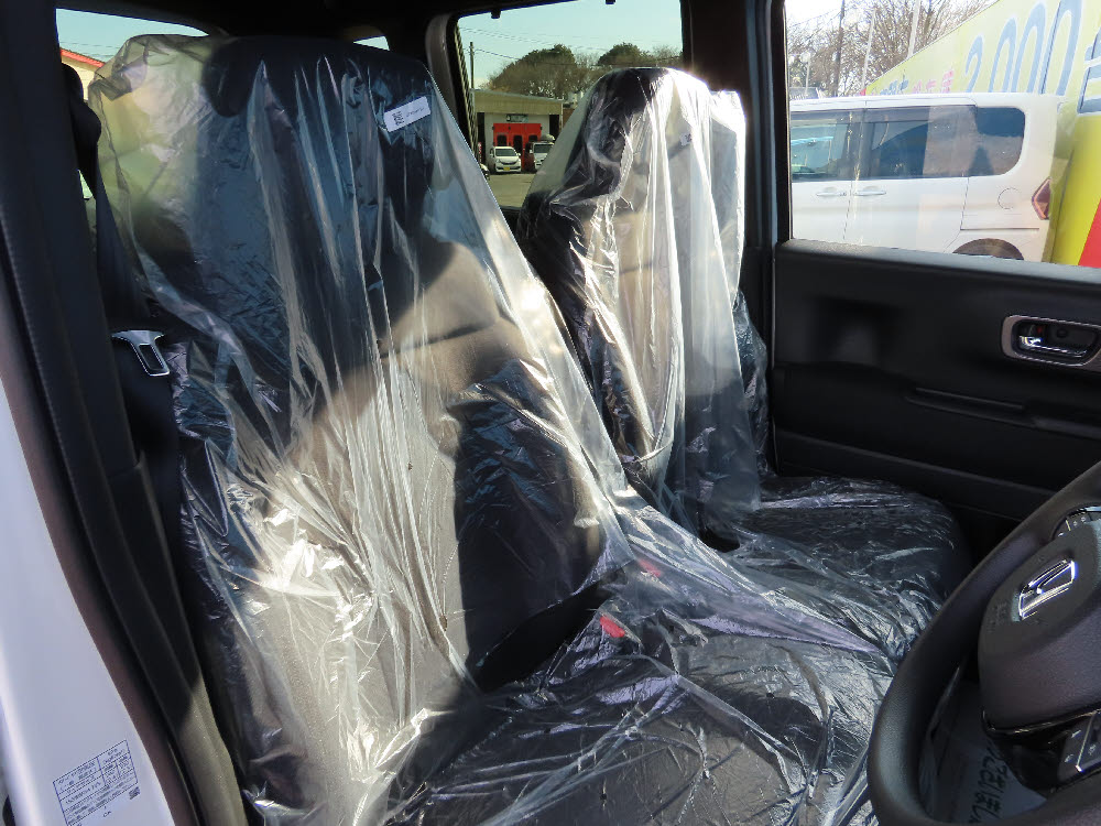 ホンダ　Ｎ ＢＯＸカスタム　8インチナビ（VXM-245ZFEi)9枚目