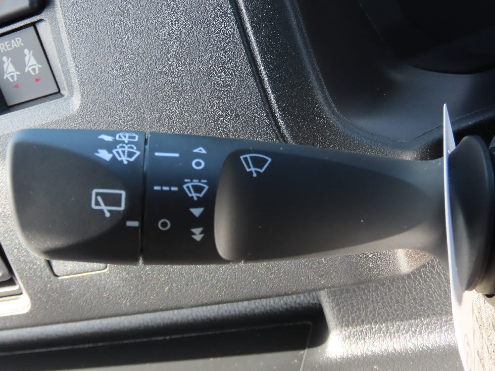 ダイハツ　ハイゼットカーゴ　DX　CVT17枚目