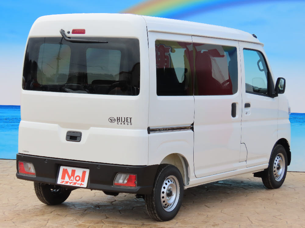 ダイハツ　ハイゼットカーゴ　DX　CVT4枚目