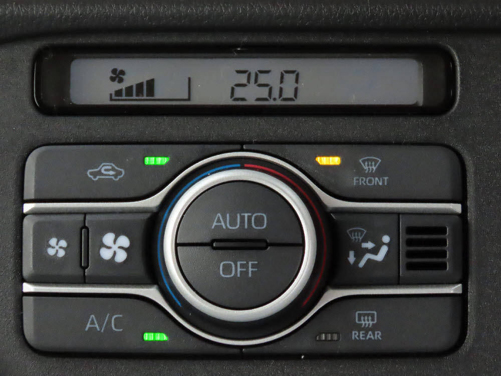 ダイハツ　ムーヴキャンバス　ストライプスX13枚目