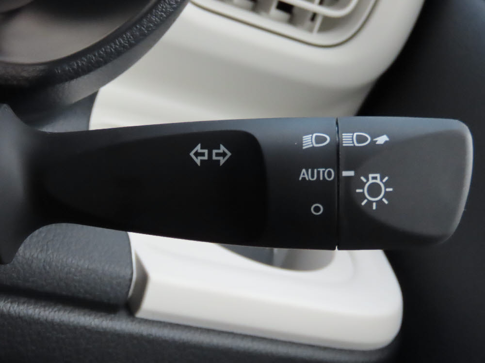 ダイハツ　ムーヴキャンバス　ストライプスX18枚目