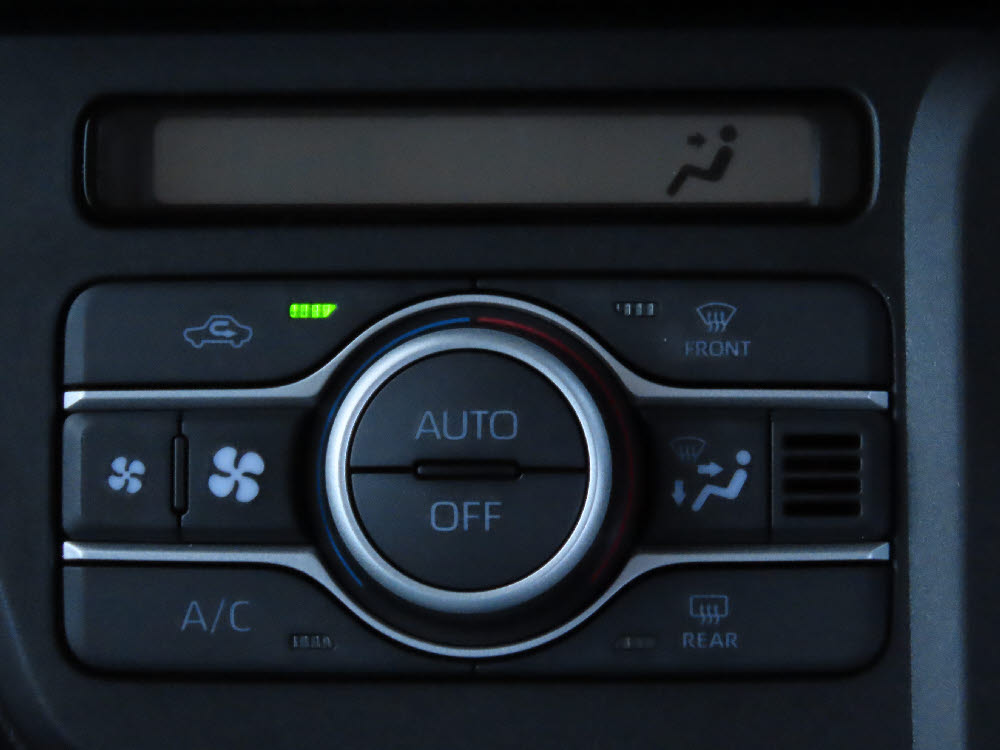 ダイハツ　タント L アップグレードパッケージ13枚目