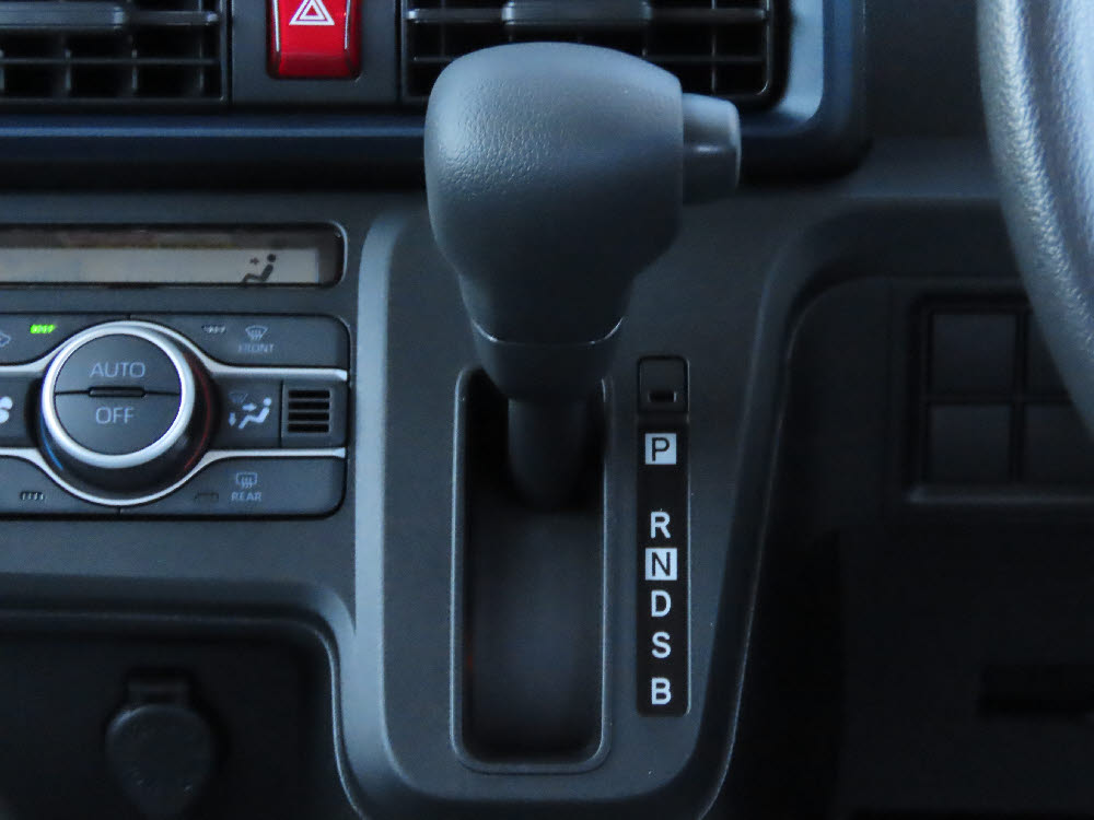 ダイハツ　タント L アップグレードパッケージ14枚目