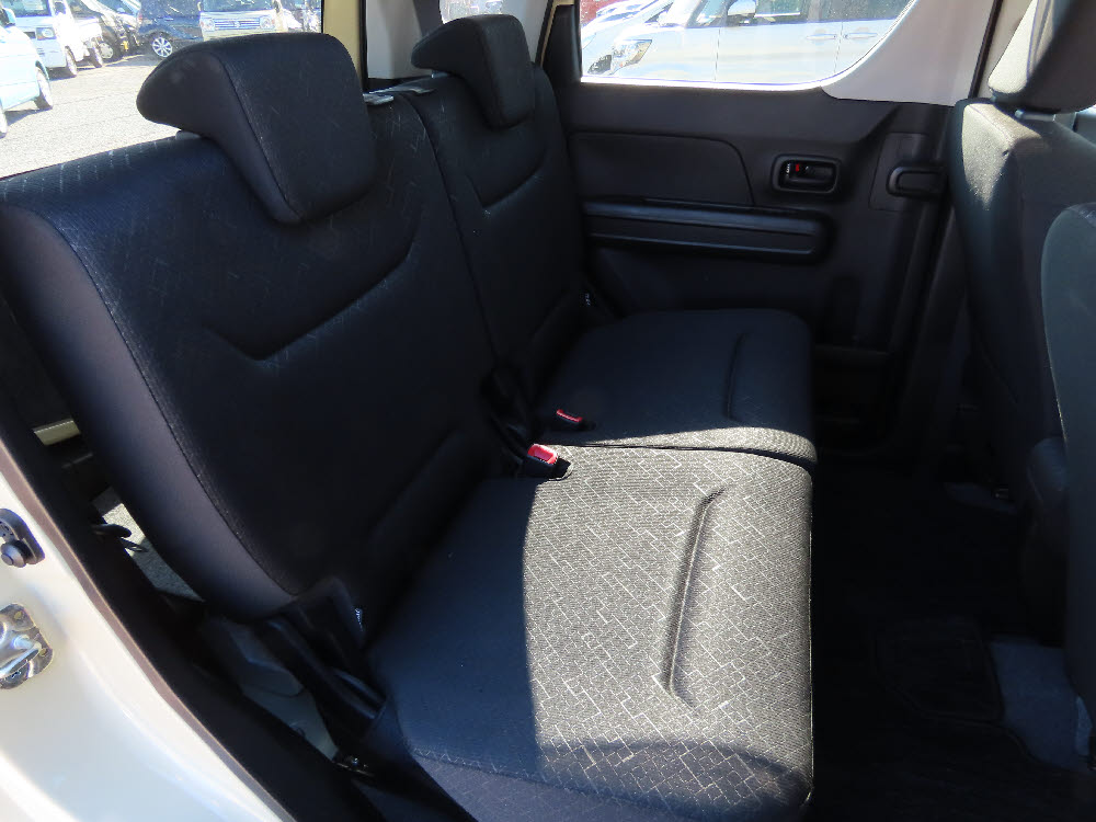 スズキ　ワゴンＲ HYBRID FX10枚目