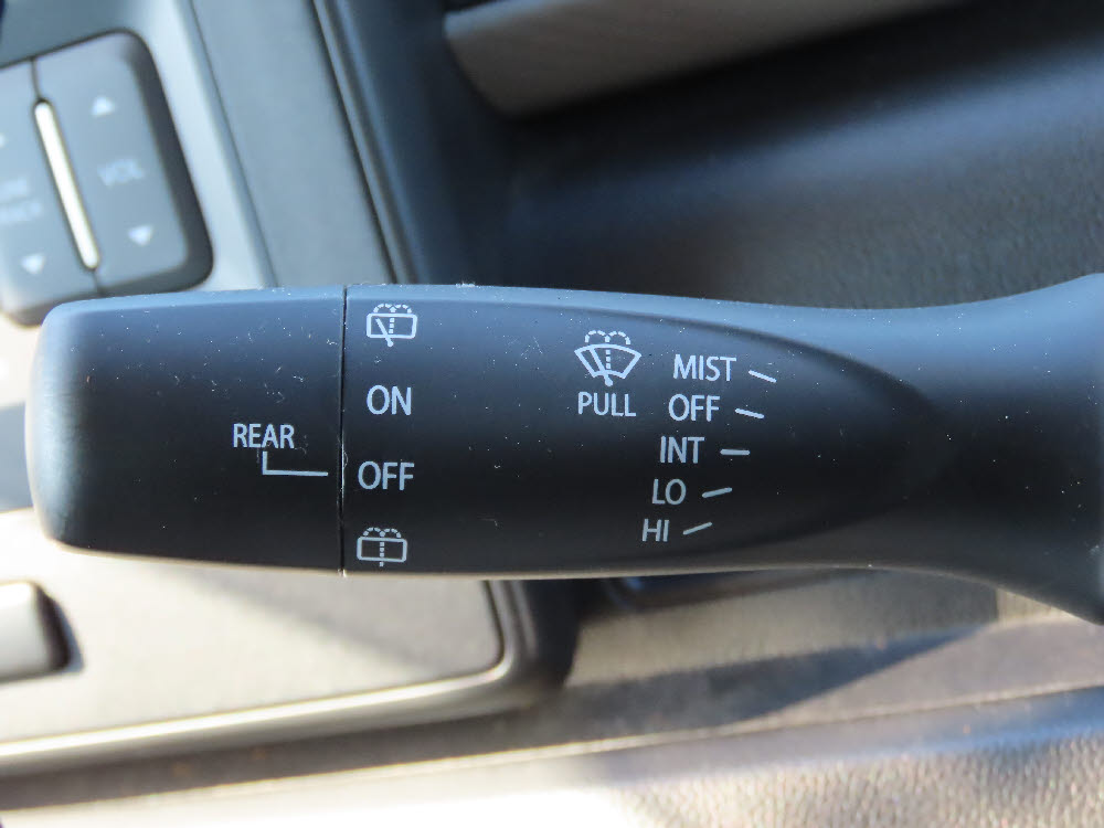 スズキ　ワゴンＲ HYBRID FX17枚目