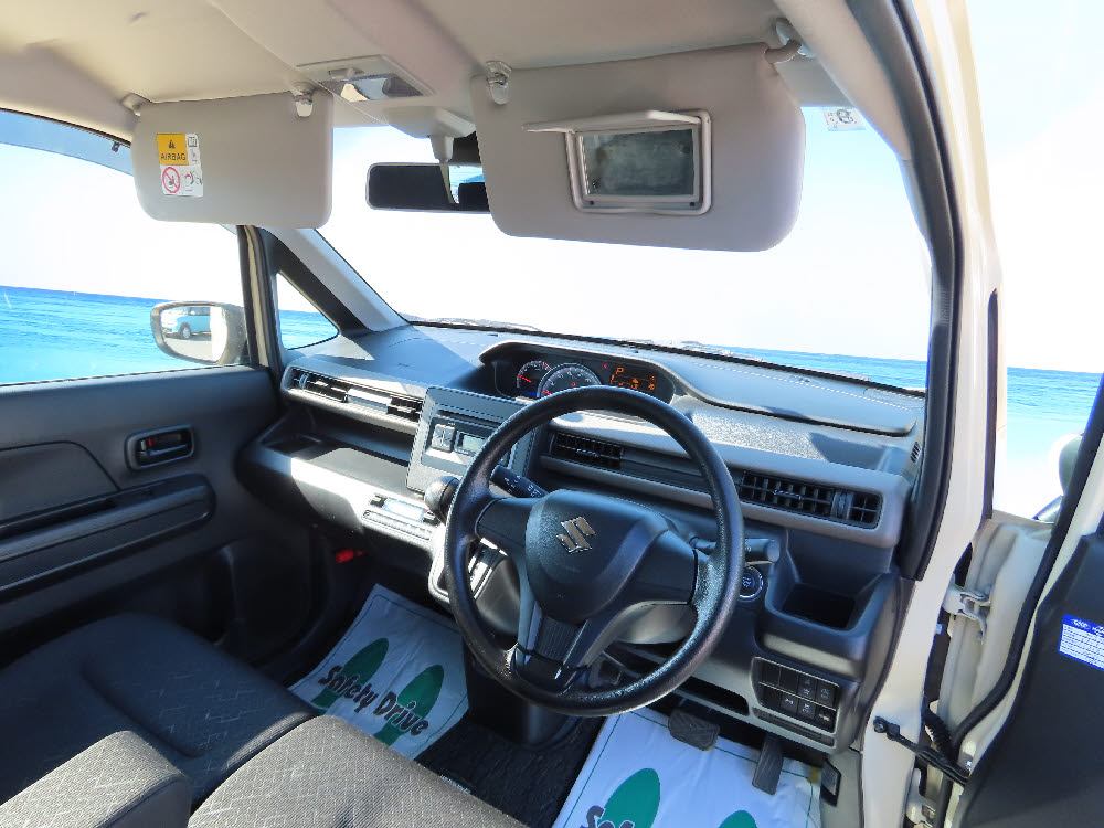 スズキ　ワゴンＲ HYBRID FX8枚目