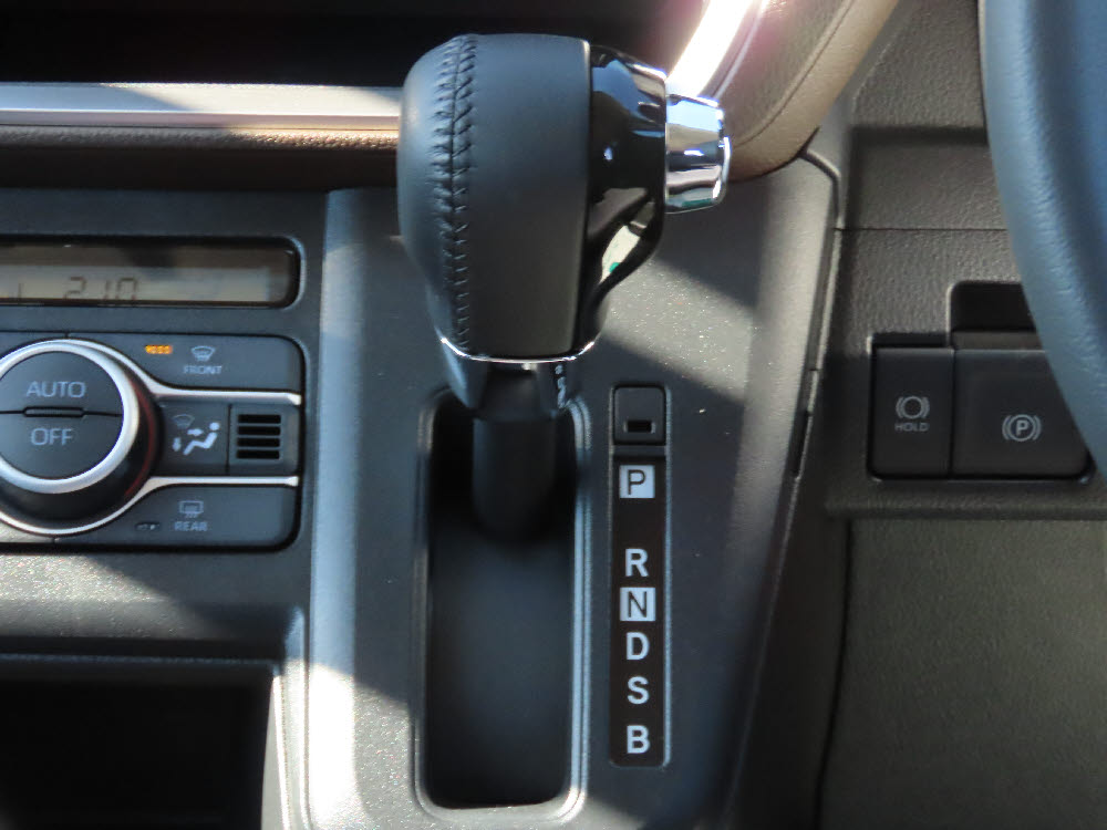 ダイハツ　ムーヴ RS 9インチディスプレイオーディオ付13枚目