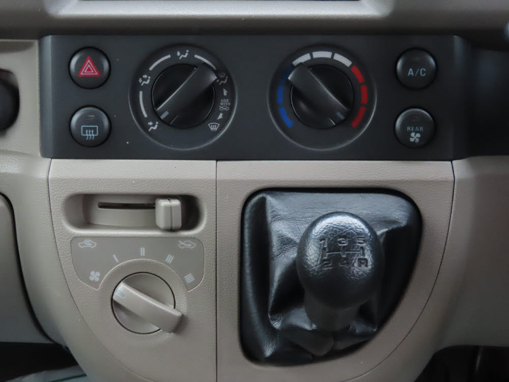 スズキ　エブリィバン ジョイン13枚目