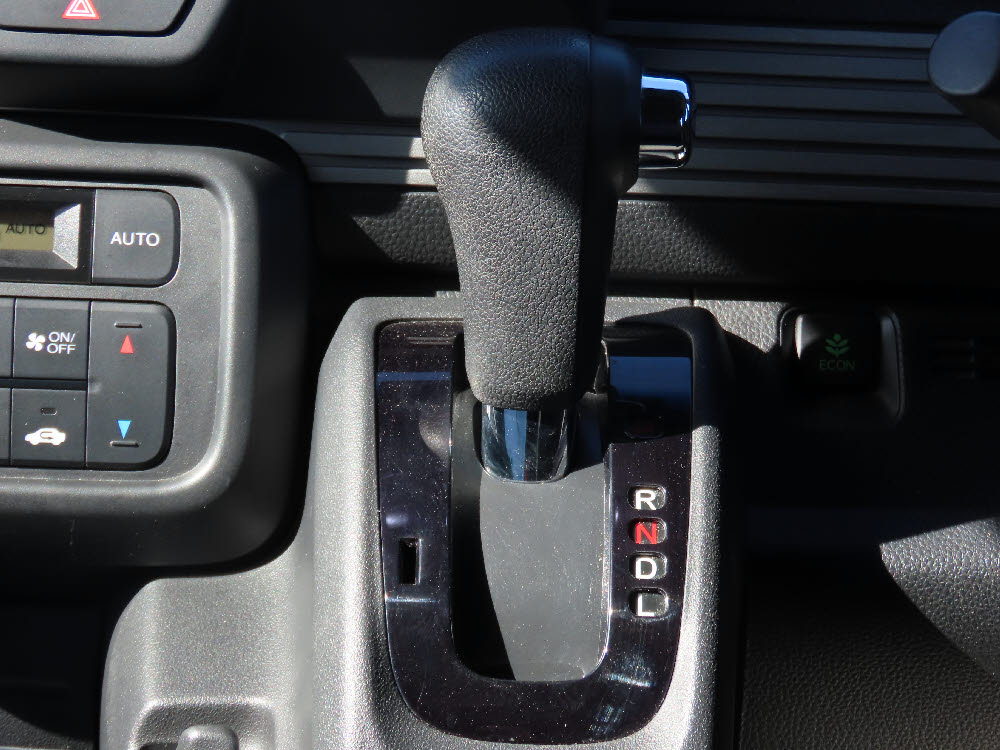 ホンダ　Ｎ ＶＡＮ+スタイル クール・ターボホンダセンシリング13枚目