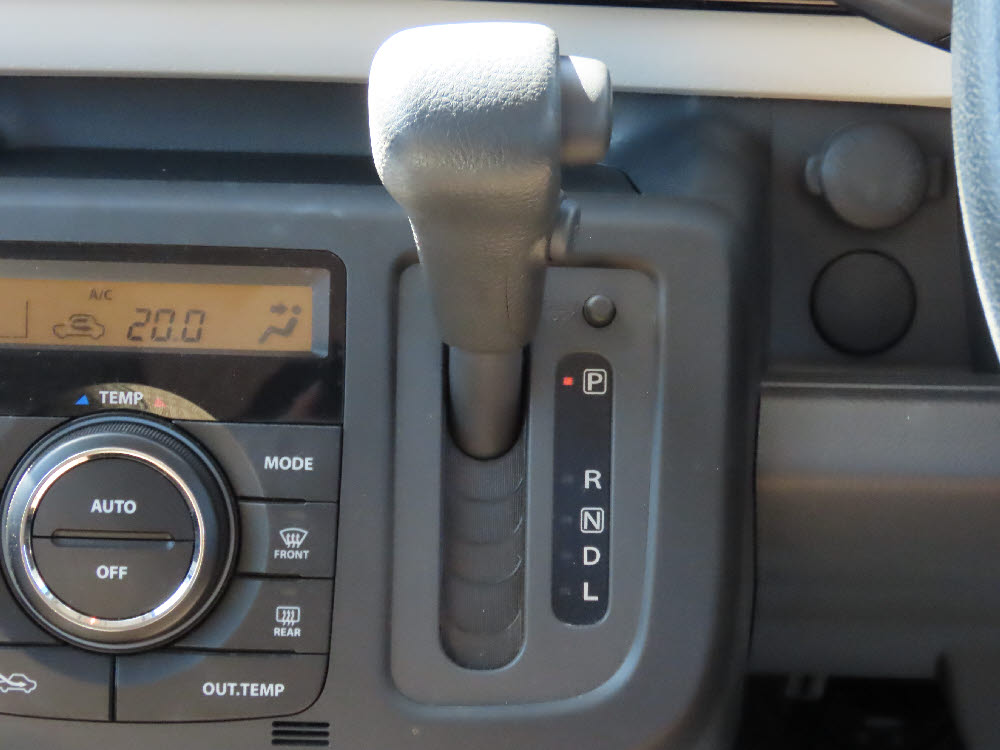 ニッサン　モコ　X13枚目