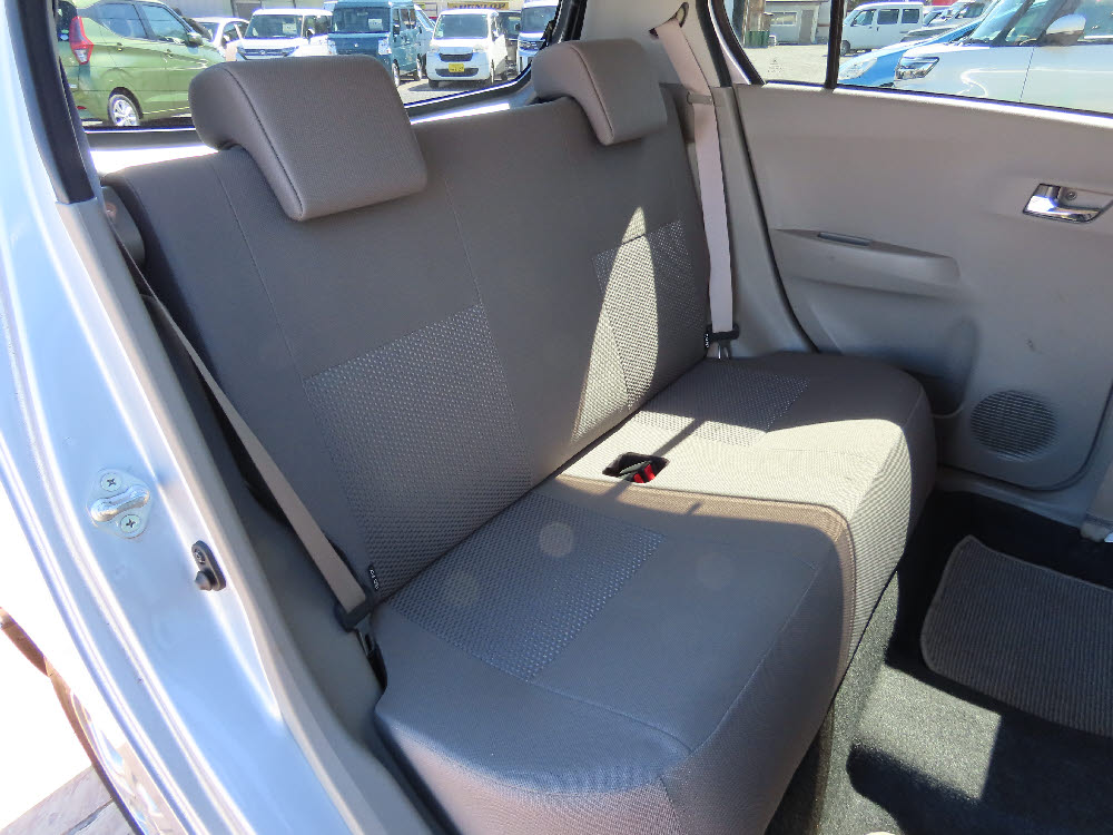 スバル　プレオプラス　L7枚目