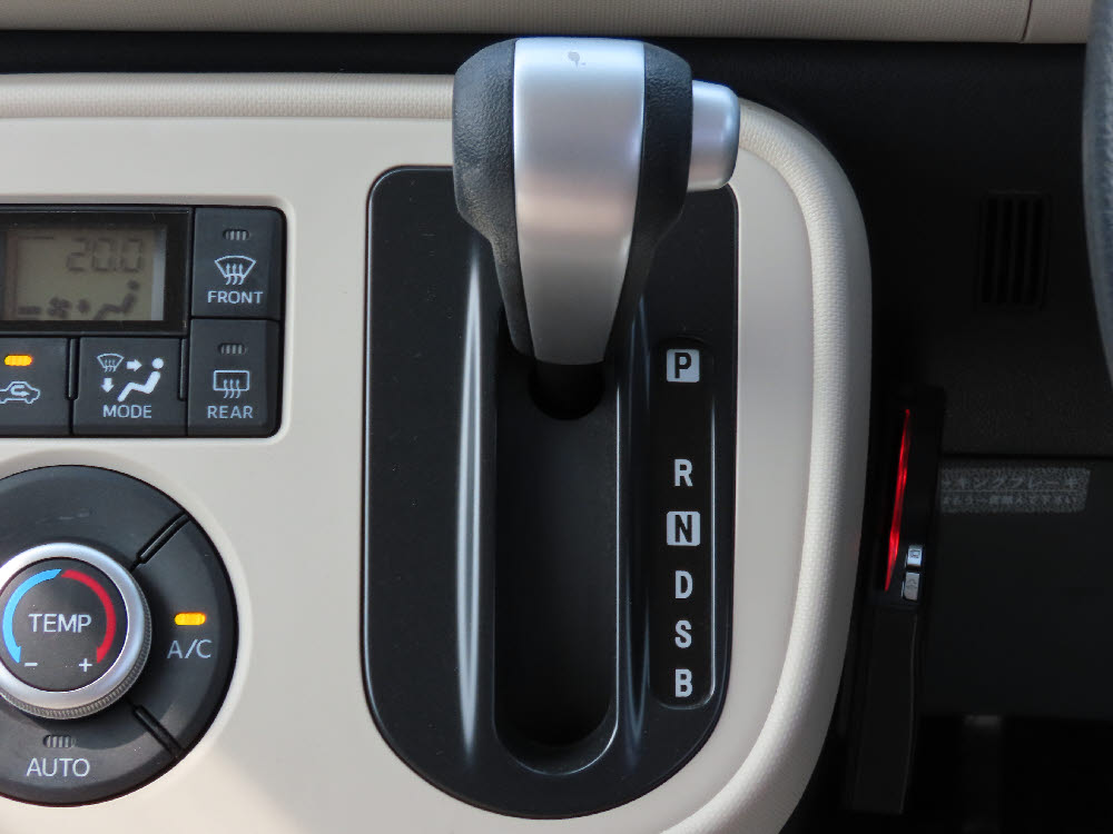 ダイハツ　ミラココア X17枚目