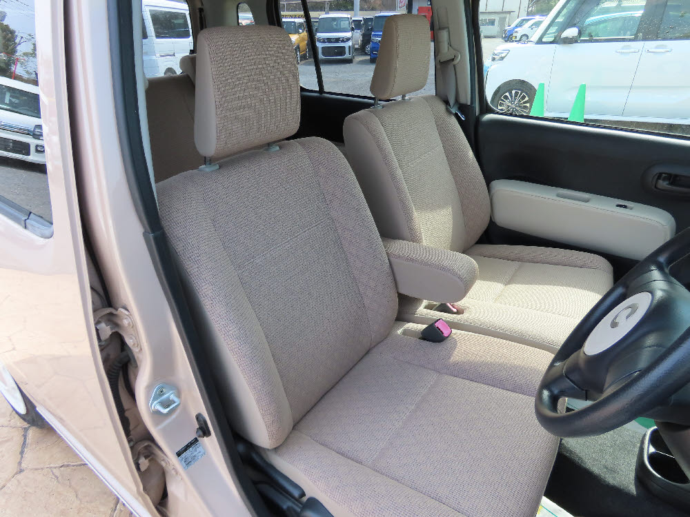 ダイハツ　ミラココア X6枚目