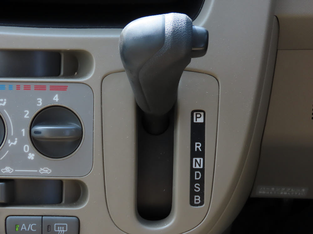 ダイハツ　ムーヴ　L14枚目