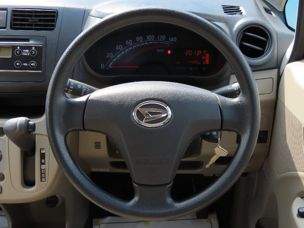 ダイハツ　ムーヴ　L15枚目