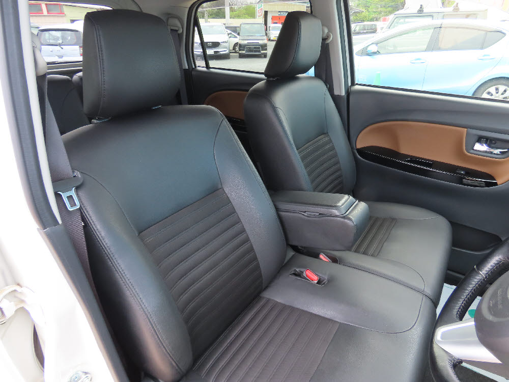 トヨタ　ピクシス ジョイ FG SAⅢ プライムコレクション9枚目