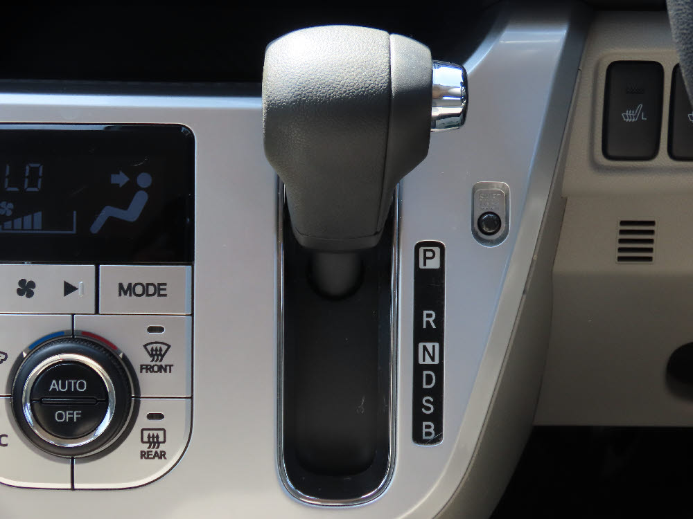 ダイハツ　キャスト スタイル　XリミテッドSAⅢ13枚目