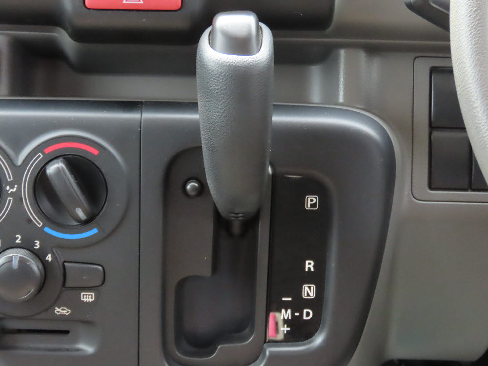 スズキ　エブリィバン　PA14枚目