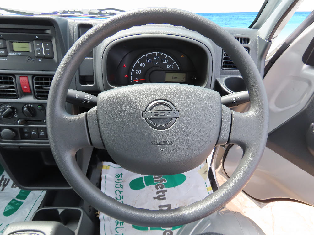 ニッサン NT100クリッパー GX 4WD MT13枚目