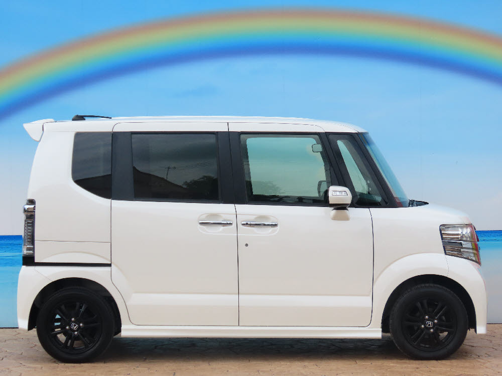ホンダ　Ｎ ＢＯＸカスタム G SSブラックスタイルパッケージ3枚目