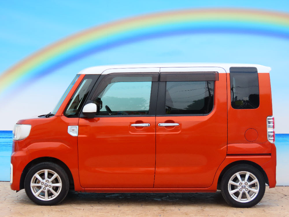 トヨタ ピクシス メガ L-SAⅢ7枚目