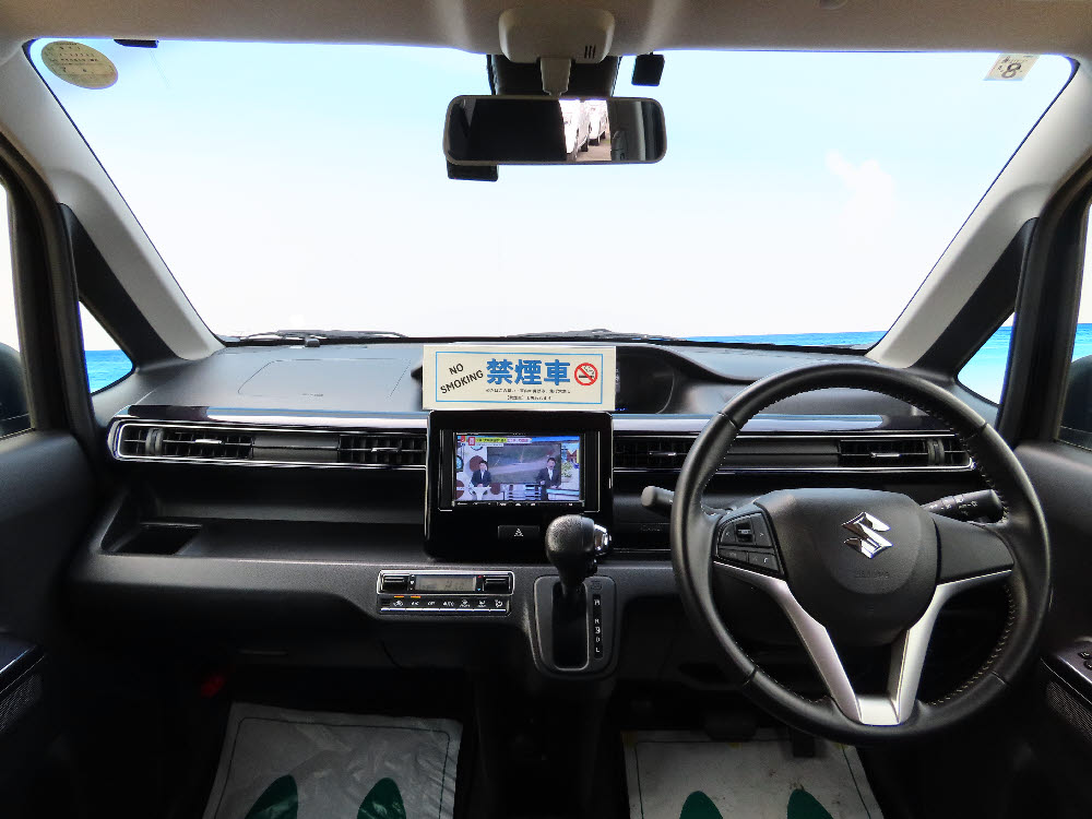 スズキ　ワゴンＲスティングレー HYBRID X11枚目